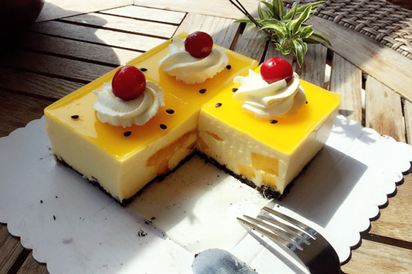  夏天最受欢迎的慕斯蛋糕，冰爽+高颜值的百香果慕斯家庭简易版！