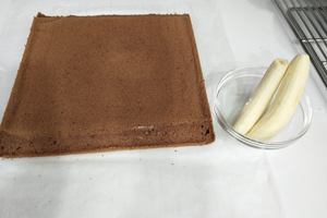 巧克力香蕉卷蛋糕做法，香蕉卷蛋糕做法详细教程