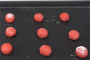 红丝绒麻薯软曲奇的做法，软曲奇西点培训图文教程分享