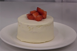 草莓蛋糕的做法大全，草莓蛋糕培训图文教程详解
