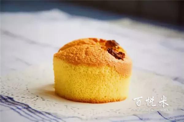 在上海浦东区西点蛋糕培训学校学西点学习要多少钱？