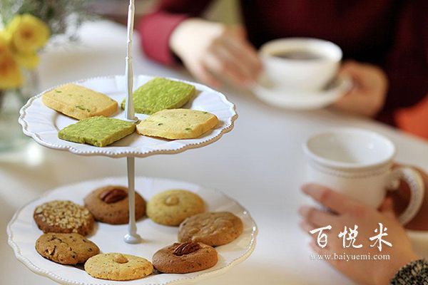 重庆江北区那家西点培训学校学习蛋糕面包的做法比较专业？
